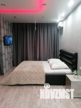 Студия квартира, посуточно, 37м2, 8/9 этаж