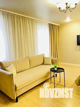 1-к квартира, посуточно, 38м2, 5/10 этаж