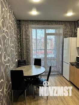 1-к квартира, посуточно, 41м2, 6/9 этаж