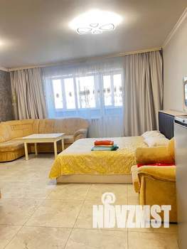 Студия квартира, посуточно, 33м2, 10/12 этаж