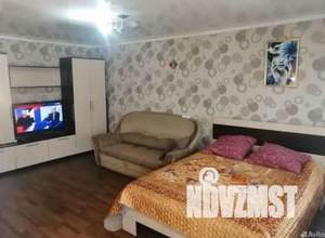 1-к квартира, посуточно, 39м2, 3/5 этаж