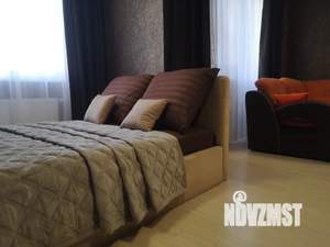 Студия квартира, посуточно, 38м2, 10/12 этаж