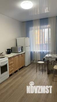 1-к квартира, посуточно, 40м2, 5/7 этаж