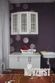 Студия квартира, посуточно, 34м2, 1/3 этаж