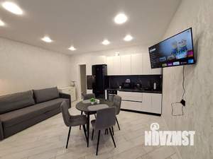 Студия квартира, посуточно, 34м2, 2/9 этаж