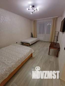 1-к квартира, посуточно, 40м2, 2/9 этаж