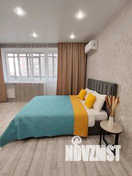 Студия квартира, посуточно, 38м2, 7/12 этаж