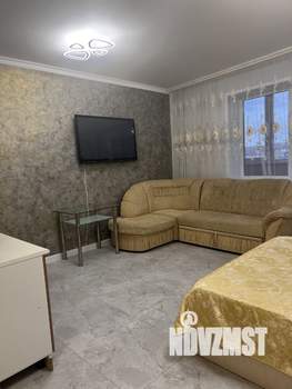 Студия квартира, посуточно, 33м2, 10/12 этаж