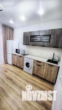 1-к квартира, посуточно, 40м2, 9/9 этаж