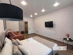 1-к квартира, посуточно, 47м2, 1/1 этаж