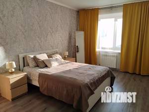 1-к квартира, посуточно, 60м2, 1/1 этаж