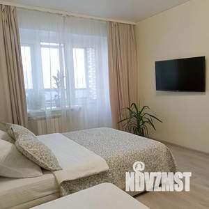 Студия квартира, посуточно, 25м2, 1/7 этаж