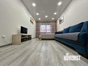 1-к квартира, посуточно, 42м2, 1/1 этаж