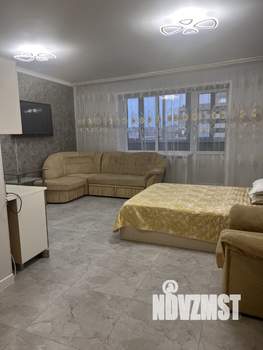 Студия квартира, посуточно, 33м2, 10/12 этаж