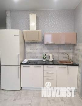 Студия квартира, посуточно, 39м2, 10/12 этаж