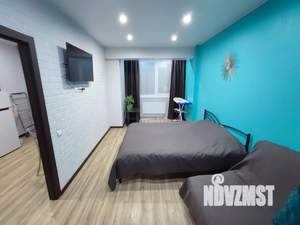 1-к квартира, посуточно, 37м2, 8/12 этаж