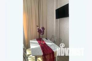 1-к квартира, посуточно, 37м2, 2/9 этаж