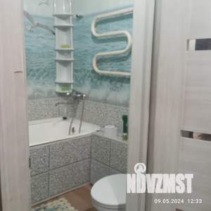 Студия квартира, посуточно, 43м2, 2/4 этаж