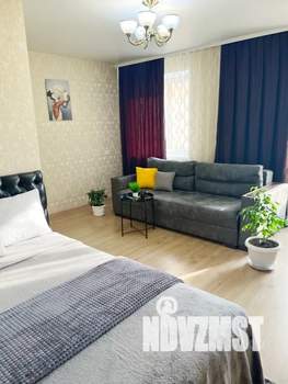 1-к квартира, посуточно, 38м2, 5/10 этаж