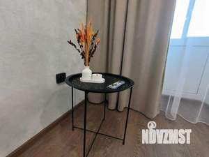 1-к квартира, посуточно, 47м2, 1/1 этаж