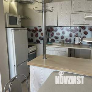 1-к квартира, посуточно, 45м2, 5/9 этаж