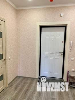 Студия квартира, посуточно, 42м2, 11/12 этаж