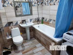 1-к квартира, посуточно, 37м2, 8/12 этаж