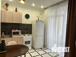 Студия квартира, посуточно, 35м2, 8/9 этаж