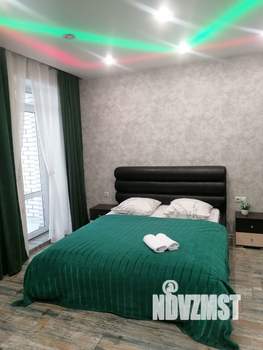 Студия квартира, посуточно, 35м2, 5/9 этаж