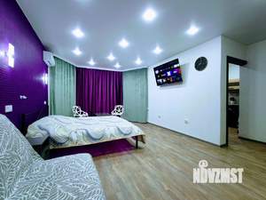 1-к квартира, посуточно, 37м2, 1/1 этаж