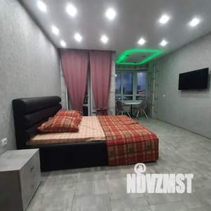 Студия квартира, посуточно, 33м2, 8/9 этаж