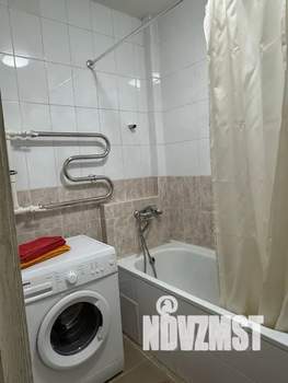 Студия квартира, посуточно, 30м2, 10/12 этаж