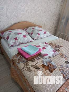 Студия квартира, посуточно, 33м2, 9/17 этаж