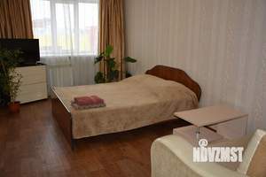 1-к квартира, посуточно, 50м2, 3/10 этаж
