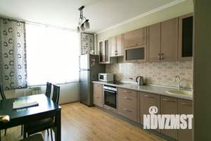 3-к квартира, посуточно, 98м2, 1/1 этаж