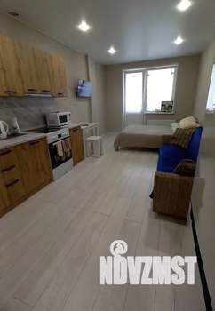 Студия квартира, посуточно, 35м2, 1/12 этаж