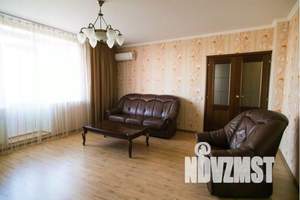 3-к квартира, посуточно, 98м2, 2/9 этаж