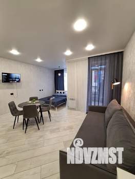 Студия квартира, посуточно, 34м2, 2/9 этаж