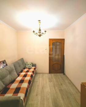 4-к квартира, вторичка, 77м2, 6/9 этаж