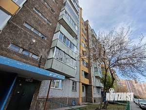 3-к квартира, вторичка, 65м2, 1/9 этаж