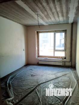 2-к квартира, вторичка, 40м2, 1/4 этаж
