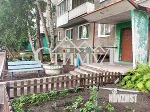 3-к квартира, вторичка, 61м2, 1/5 этаж