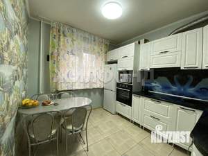 3-к квартира, вторичка, 65м2, 1/10 этаж