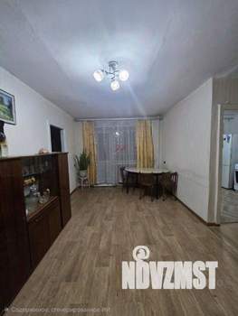 3-к квартира, вторичка, 54м2, 4/4 этаж