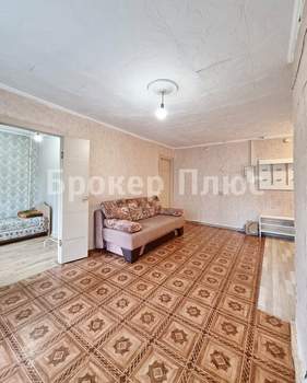 3-к квартира, вторичка, 42м2, 3/5 этаж