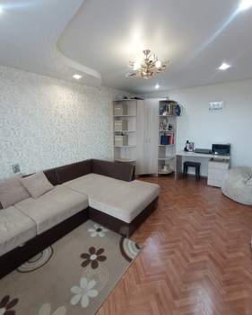 2-к квартира, вторичка, 49м2, 9/9 этаж