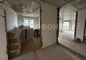 4-к квартира, вторичка, 132м2, 13/17 этаж