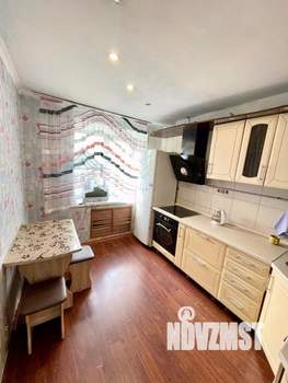 3-к квартира, вторичка, 60м2, -2/3 этаж