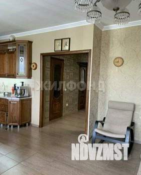 2-к квартира, вторичка, 64м2, 1/9 этаж