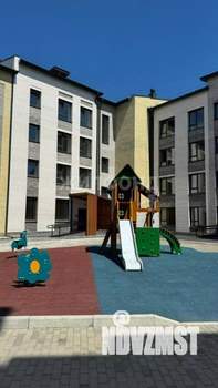 Студия квартира, вторичка, 32м2, 1/4 этаж